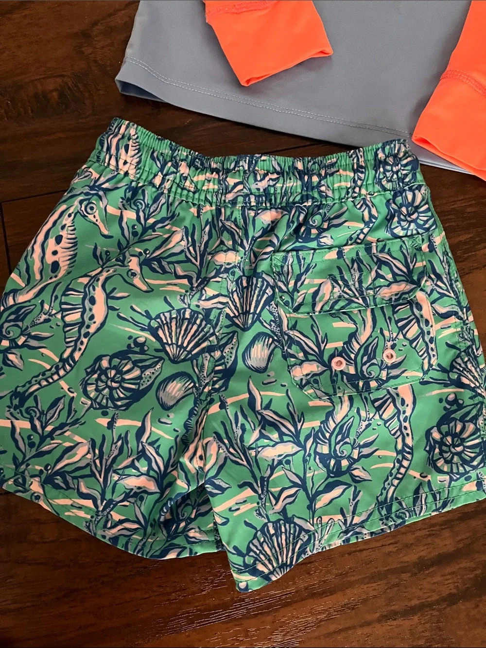 Vineyard Vines Rashguard shirt and swim trunks